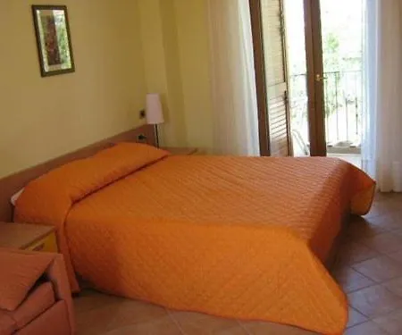 Al Campanile Affittacamere 3*